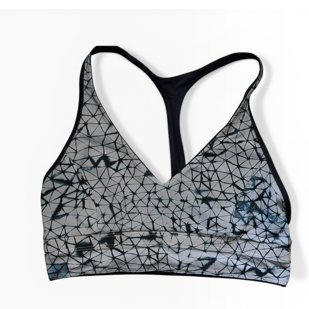 Lululemon Reversible Retreat Sports Bra Geometric Black Racerback S/XSmall? Yoga